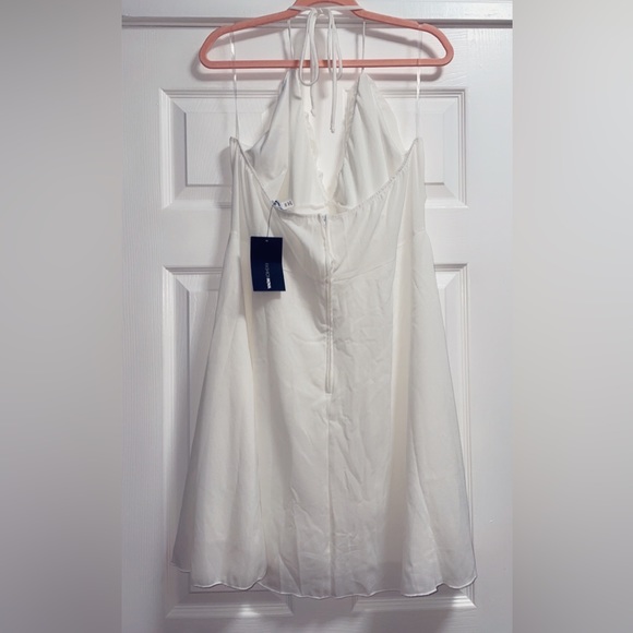 Fashion Nova Halter mini dress - Picture 4 of 4